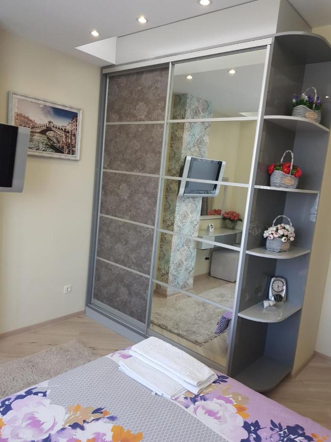 Sky House Exclusive Apartments Kiszyniów Zewnętrze zdjęcie